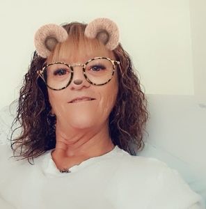 Meet your Posher, Sandy